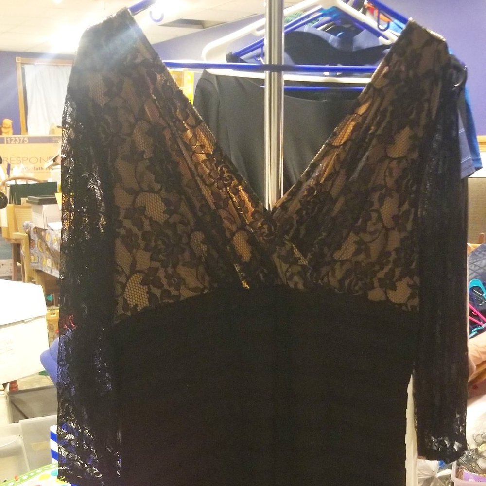 Black Dress 3/4 length sleeves